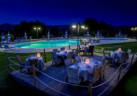 Hotel Tupei 3*