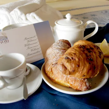 Tupei Hotel 3*